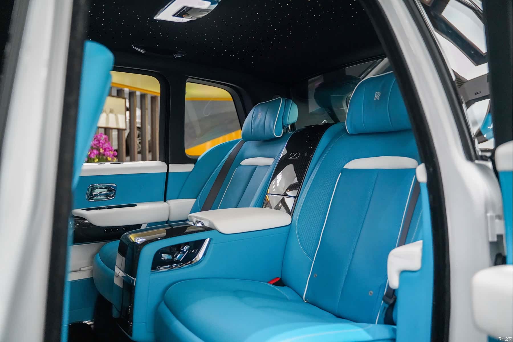 Rolls-Royce Cullinan, 2021 17