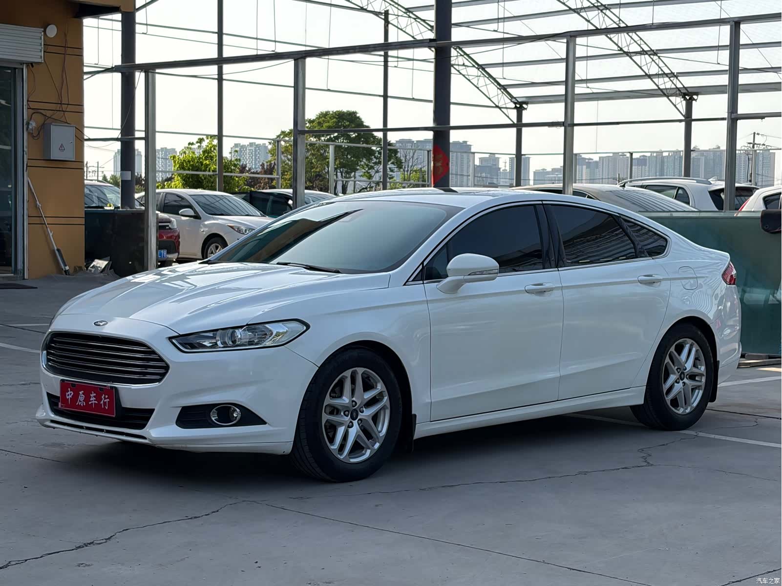 Ford Mondeo, 2014 1