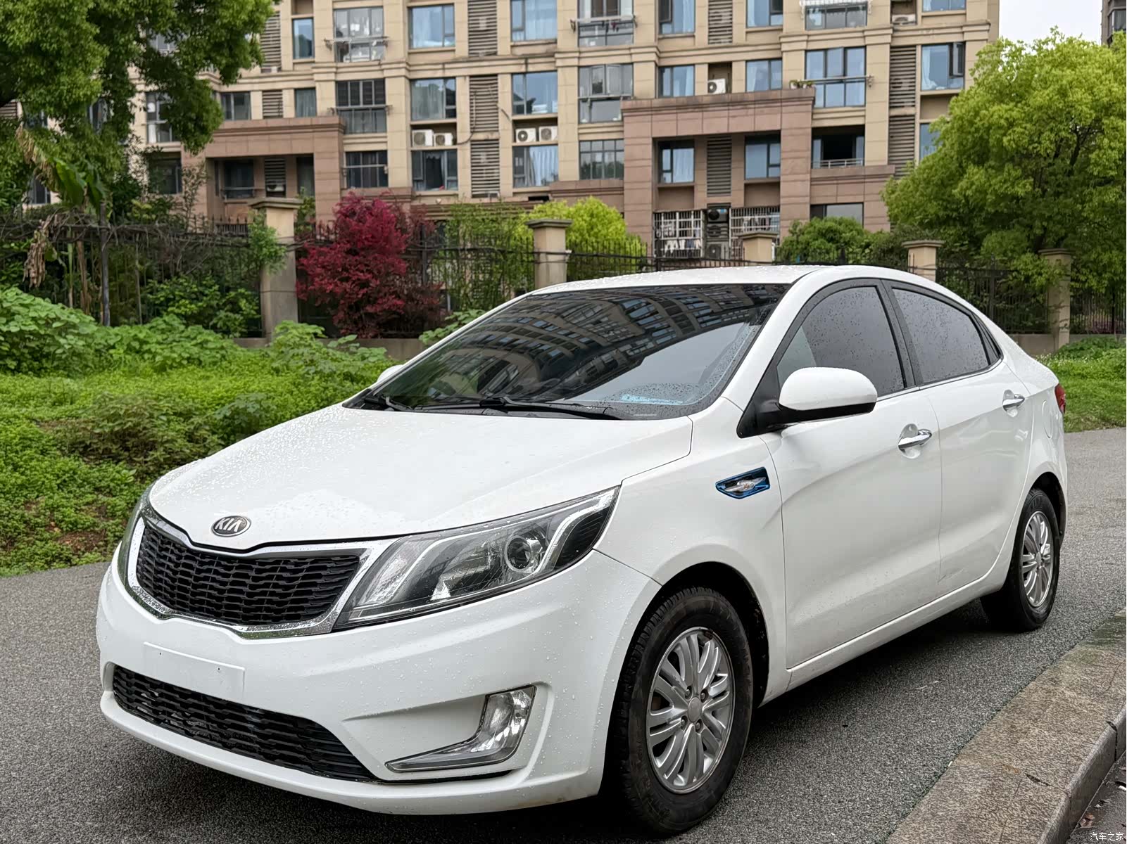 Kia K2, 2012 1