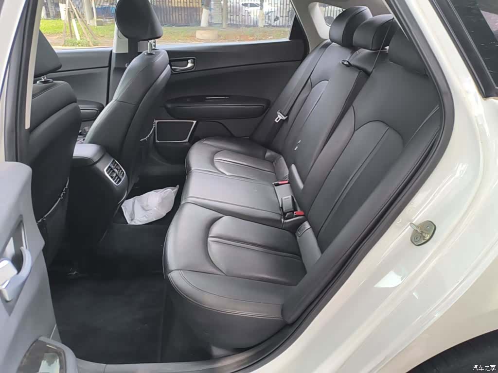 Kia K5, 2017 17
