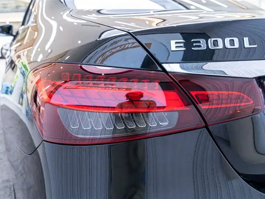 Mercedes-Benz E-class Mercedes-Benz E-class