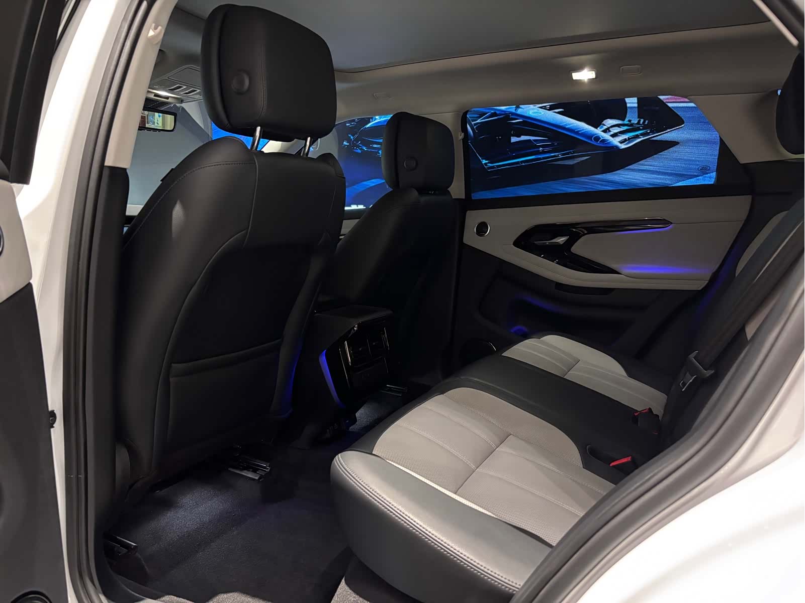 Land Rover Range Rover, 2024 9