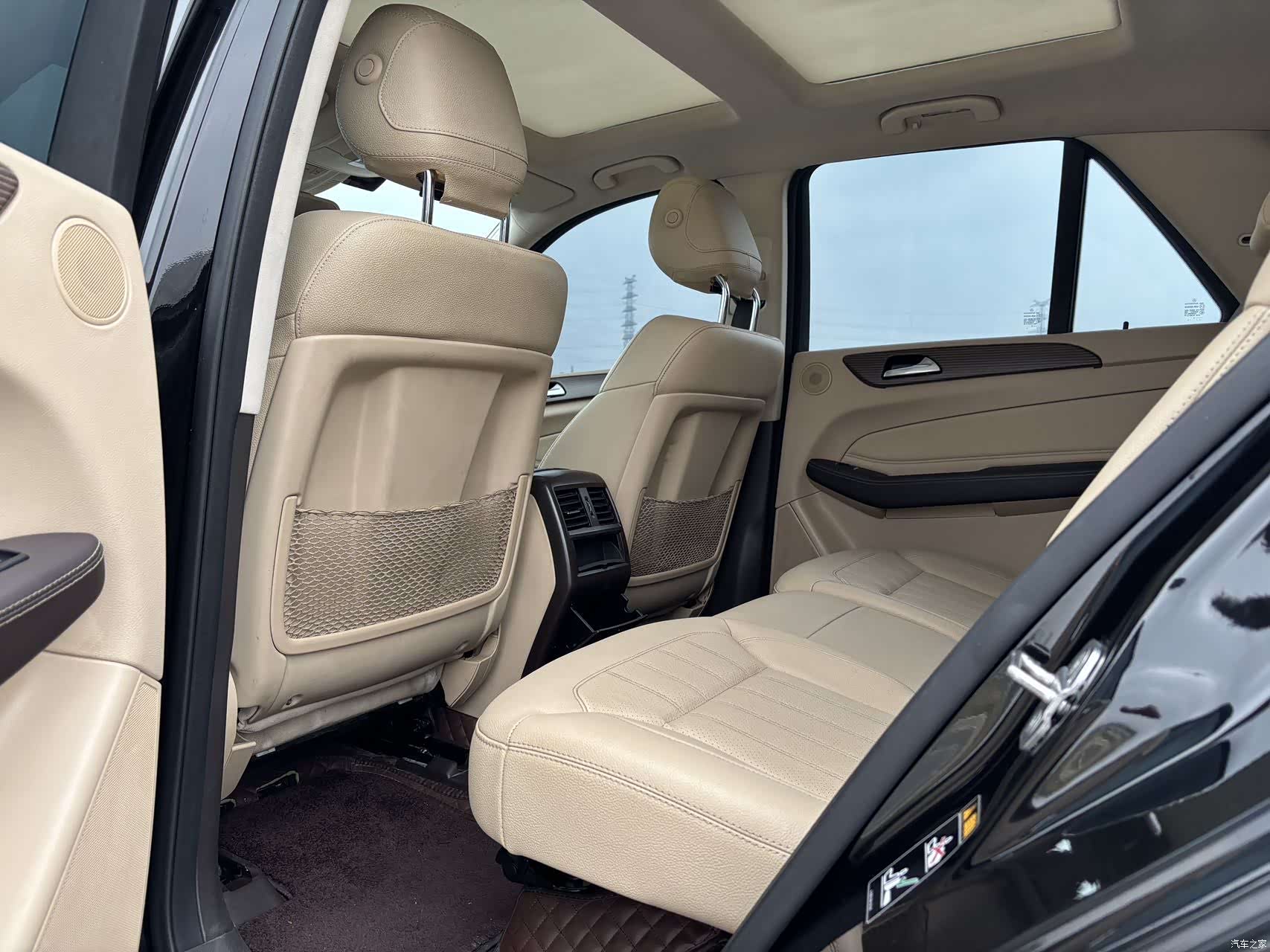 Mercedes-Benz GLE, 2019 4