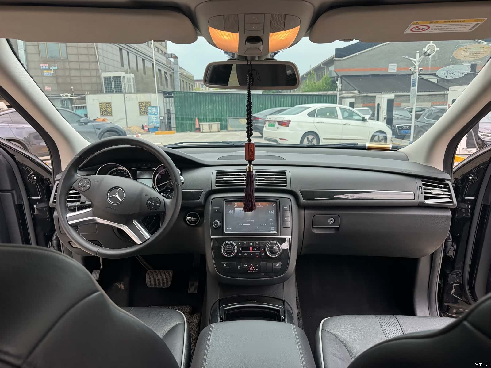 Mercedes-Benz R-Class, 2018 9
