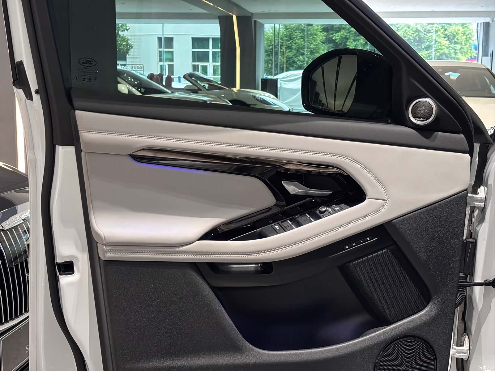 Land Rover Range Rover, 2024 15