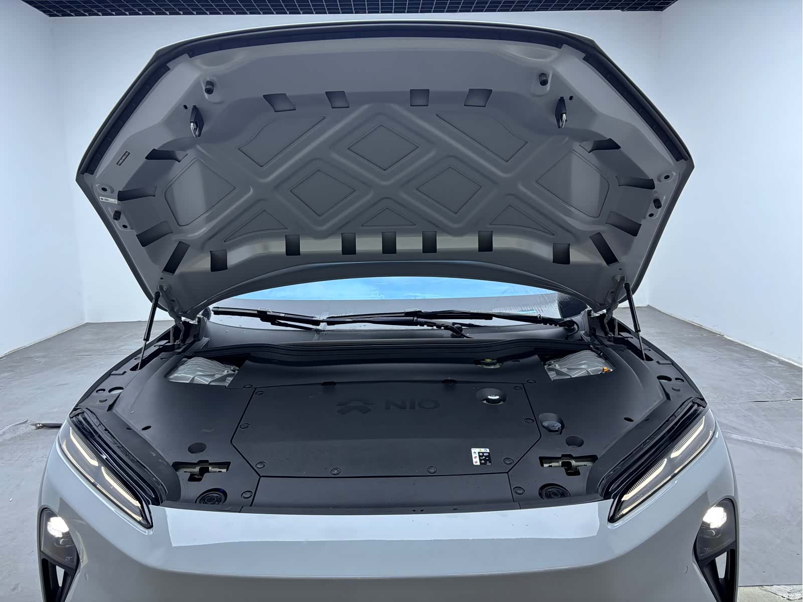 NIO ET5, 2024 10