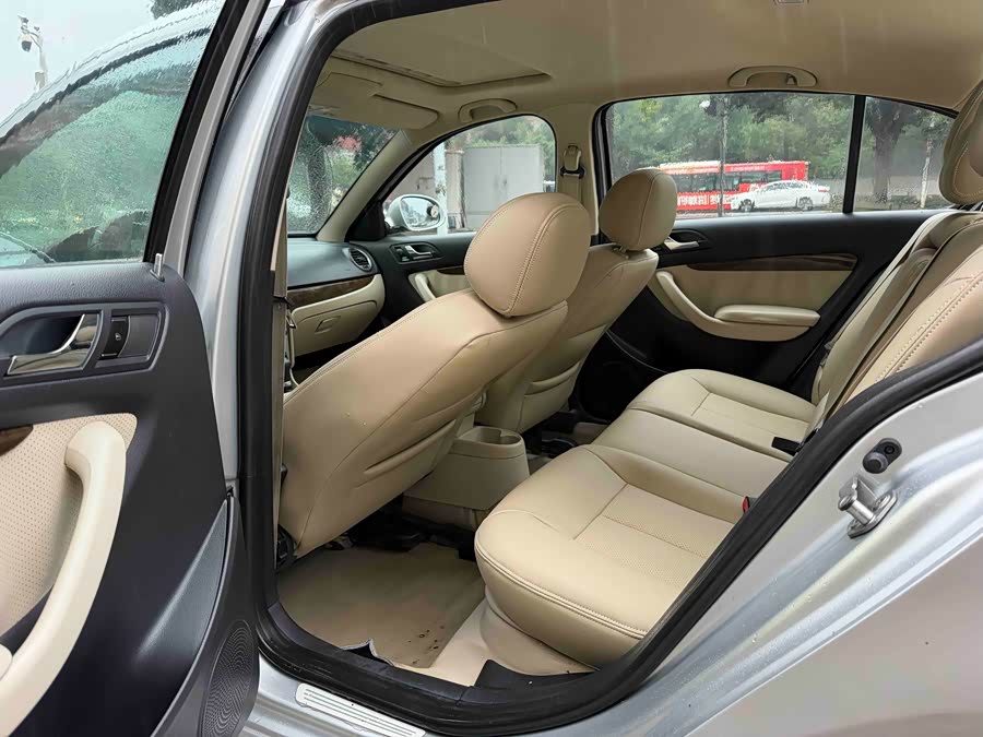 Volkswagen Lavida 2011, фото 7