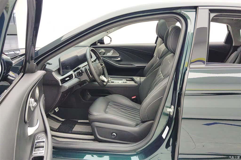 Chery Arrizo 8, 2024 9