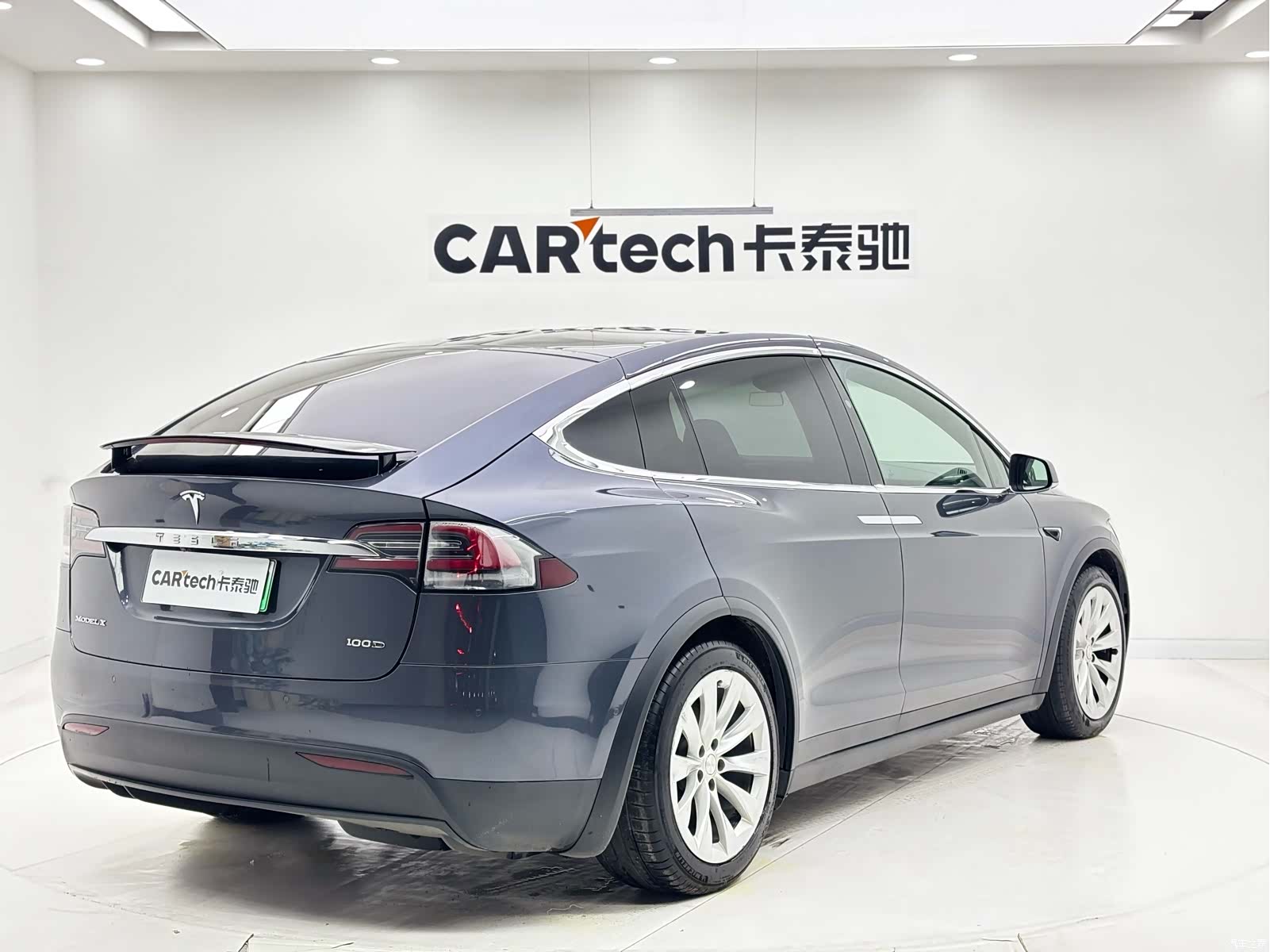 Tesla Model X, 2018 все фото