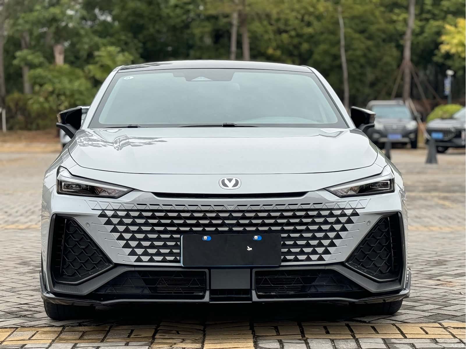 Changan UNI-V, 2023 2