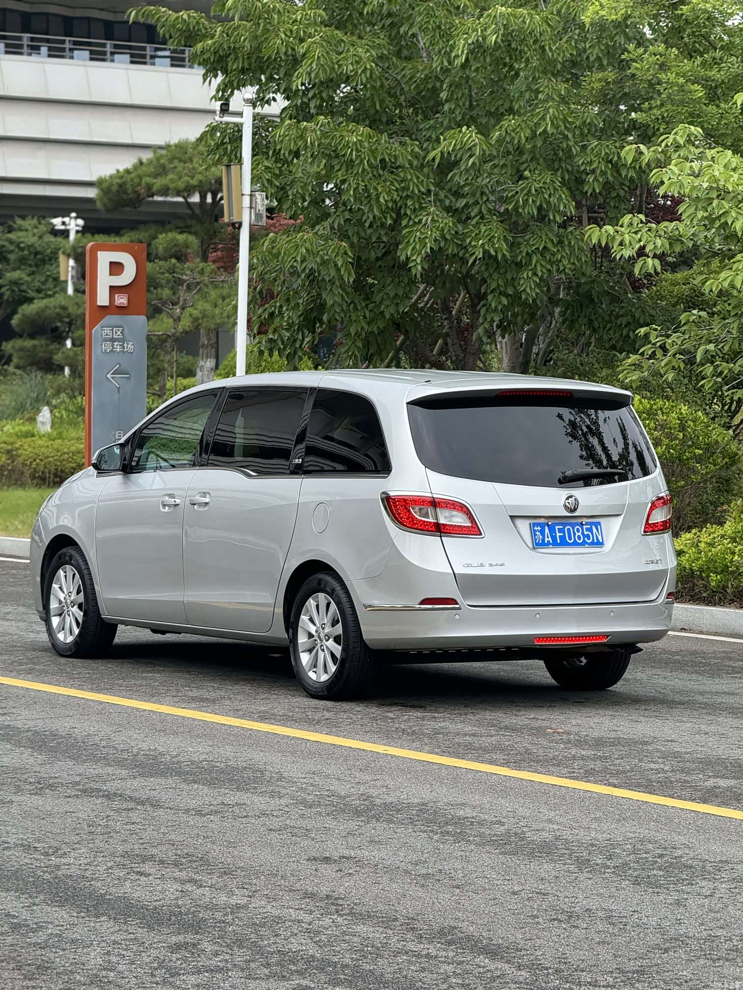 Buick GL8, 2014 20