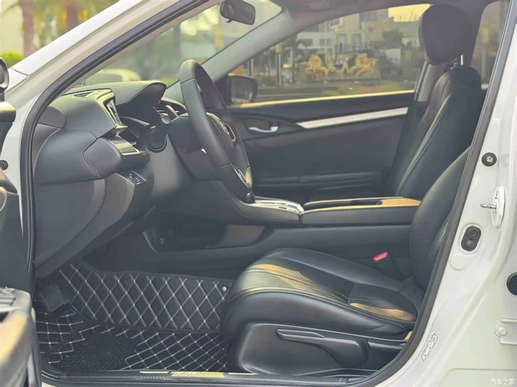 Honda Civic, 2019 4