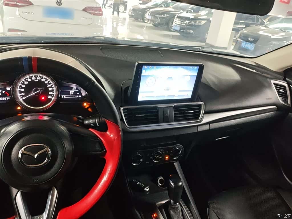 Mazda Mazda3, 2019 10