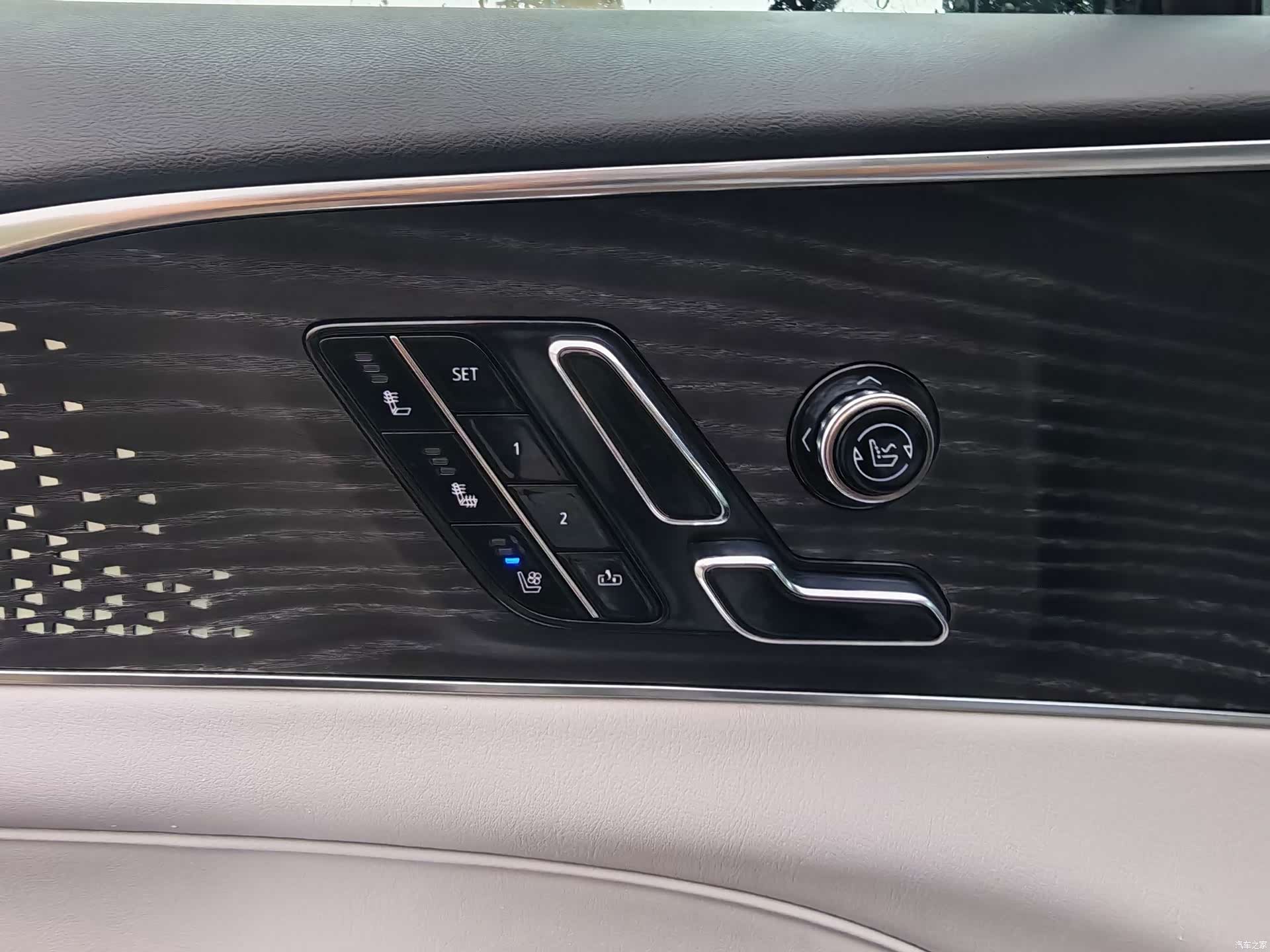 Cadillac IQ, 2022 16