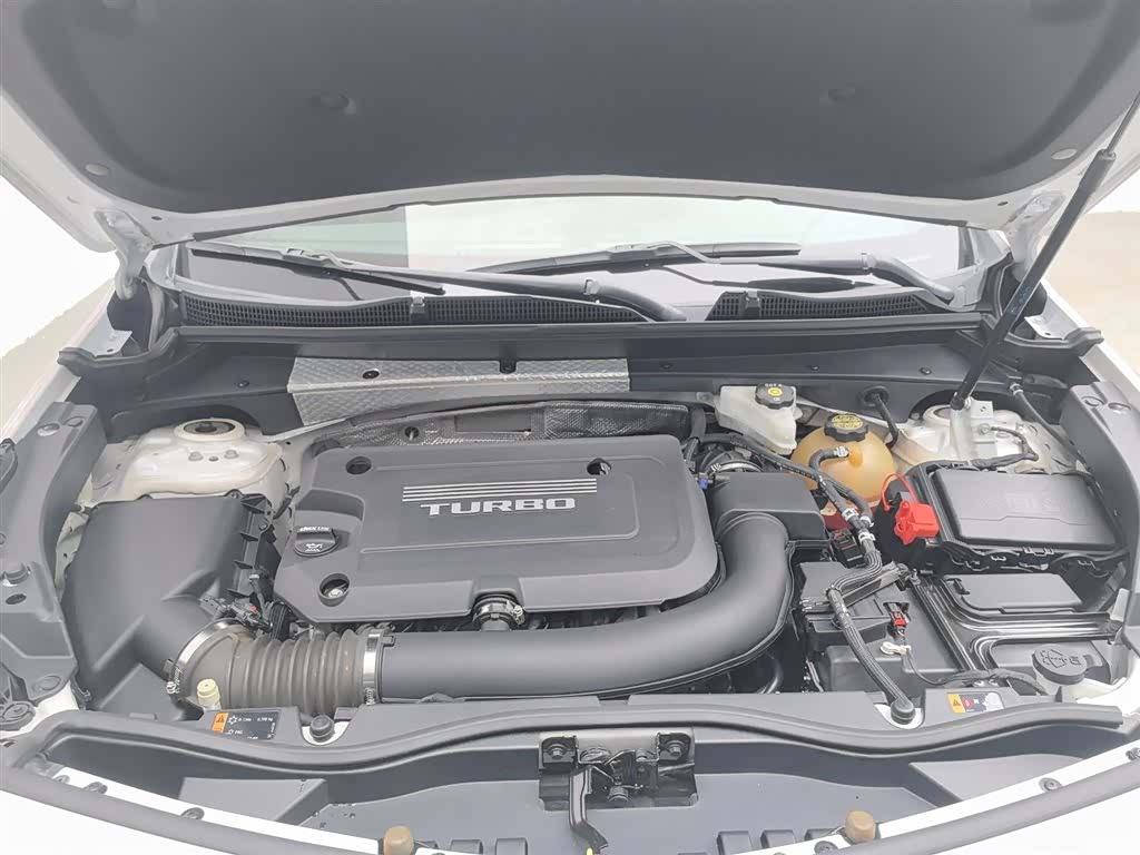 Cadillac XT4, 2019 6