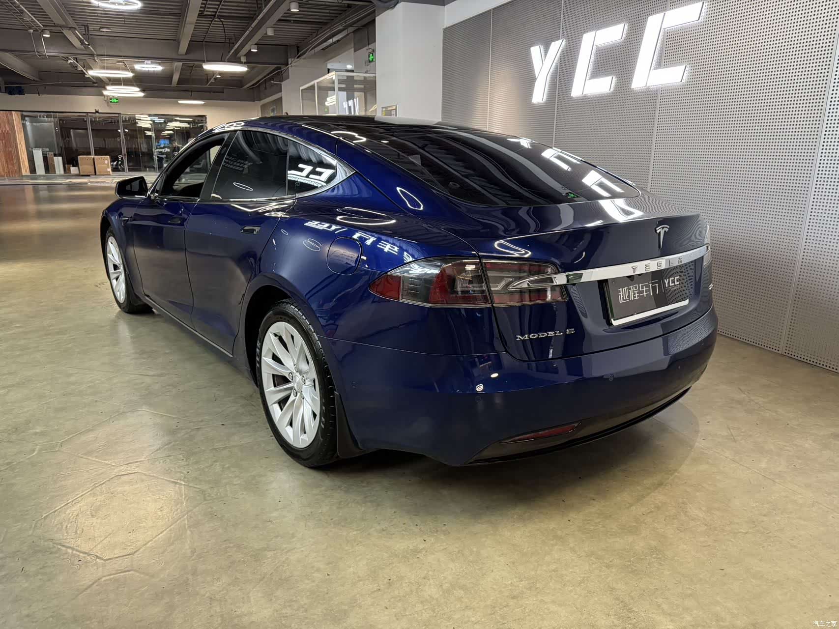Tesla Model S, 2019 3