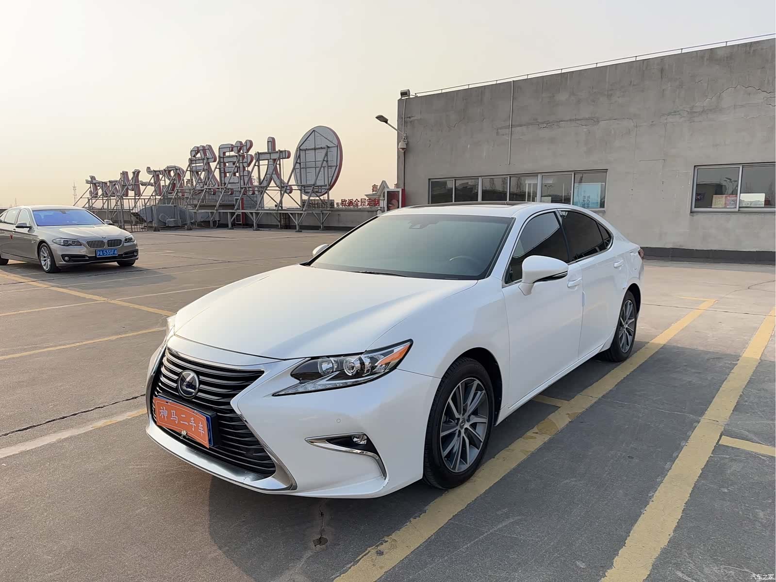 Lexus ES, 2018 1
