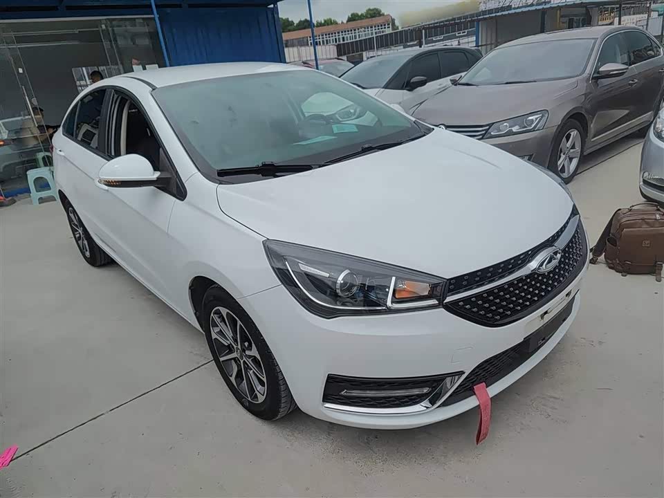 Chery Arrizo 5
