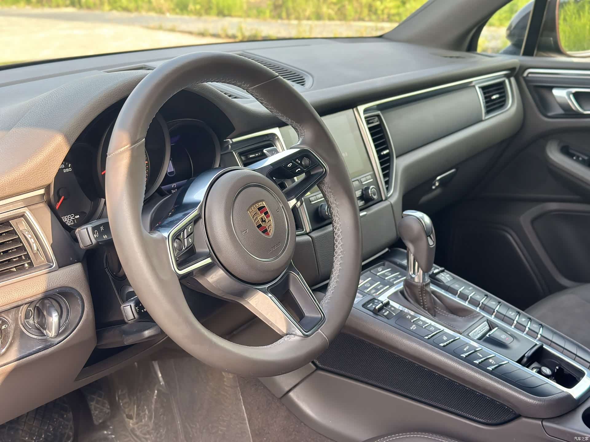 Porsche Macan, 2017 10