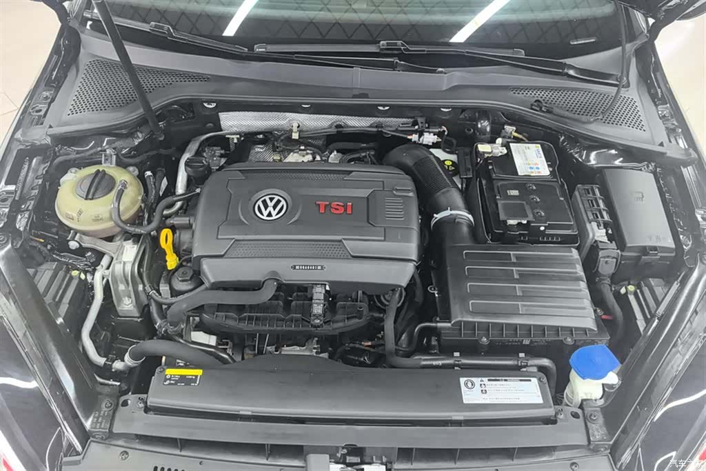 Volkswagen Golf, 2019 10