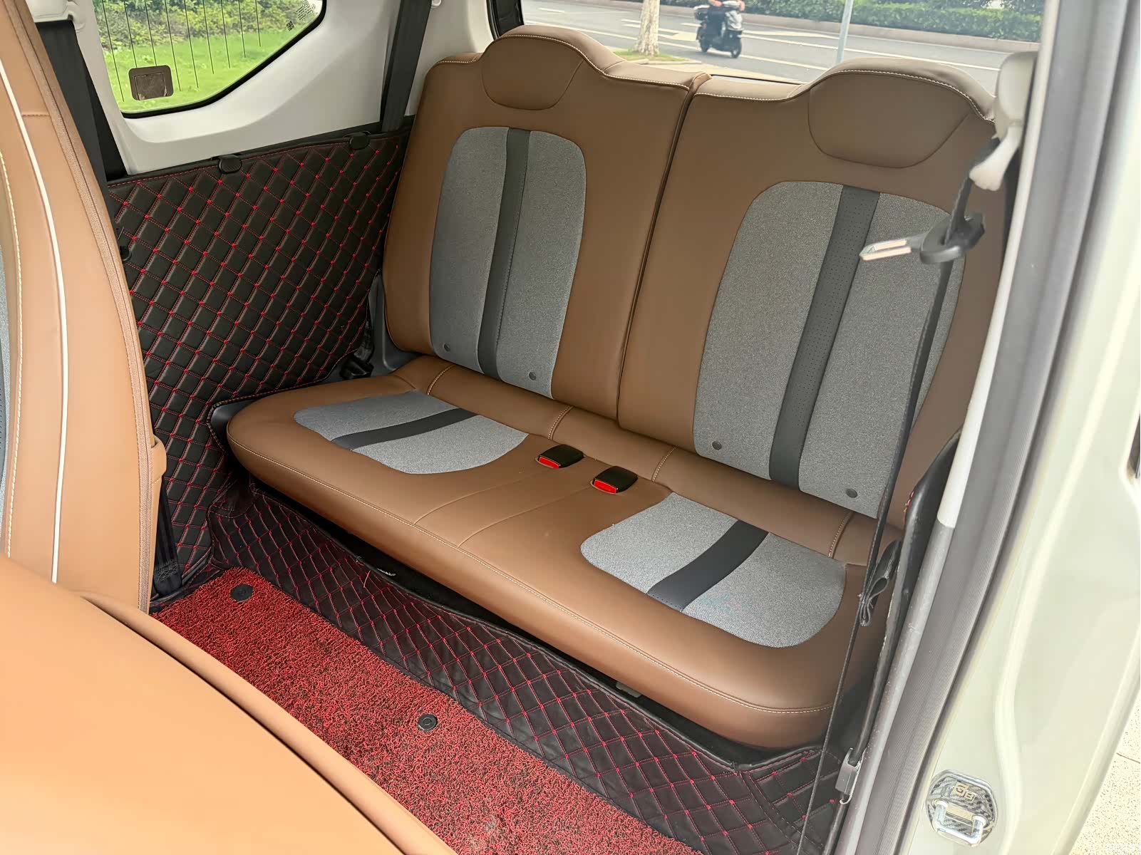 Wuling MINIEV, 2023 11