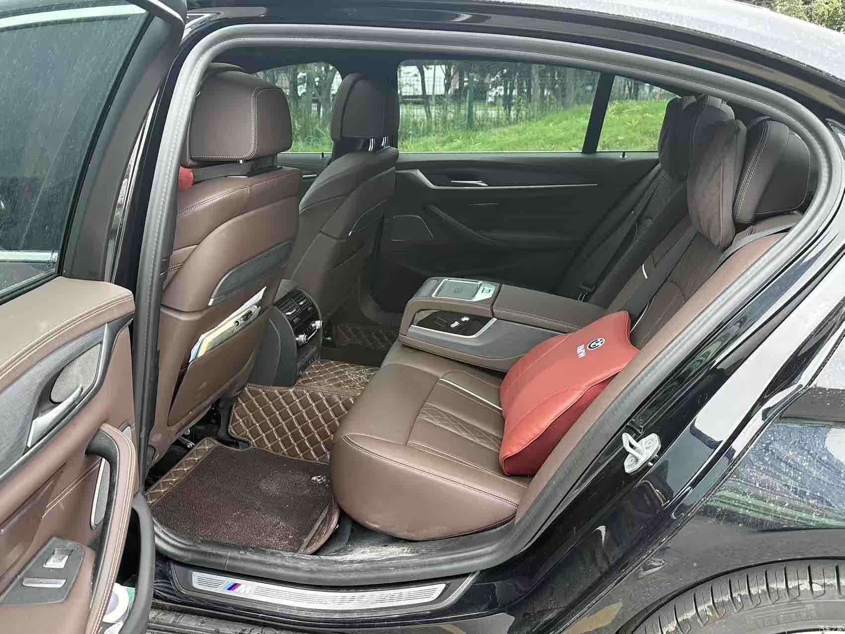 BMW 5 Series, 2023 14
