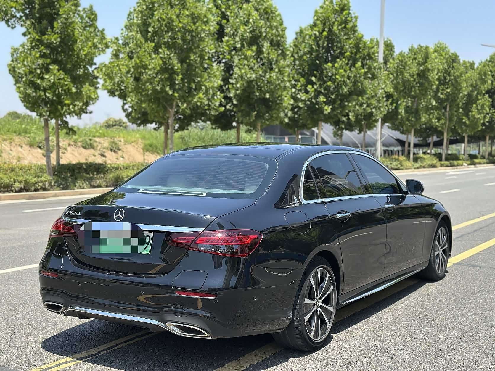 Mercedes-Benz E-Class, 2023 10