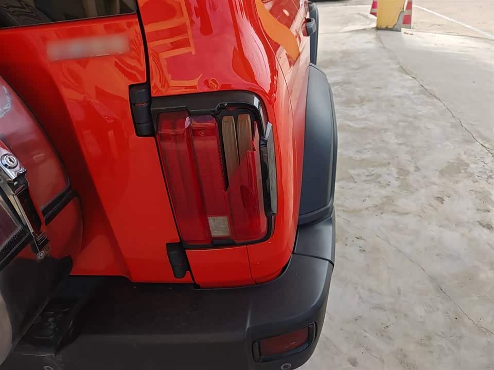 Tank 300 Tank 300