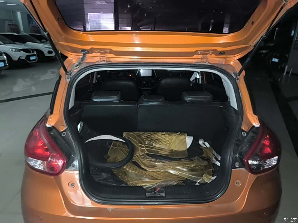 Wuling 310, 2017 19