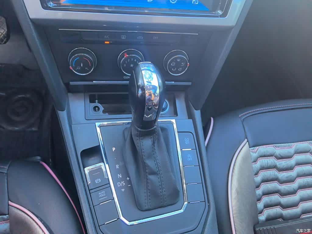 Volkswagen Lamando, 2018 14