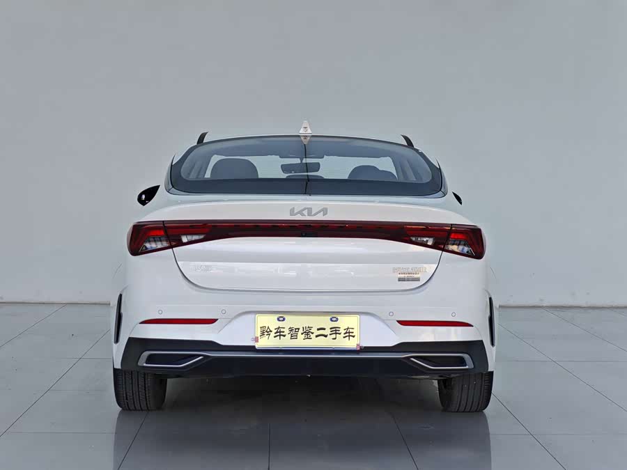 Kia K5 2025, фото 5