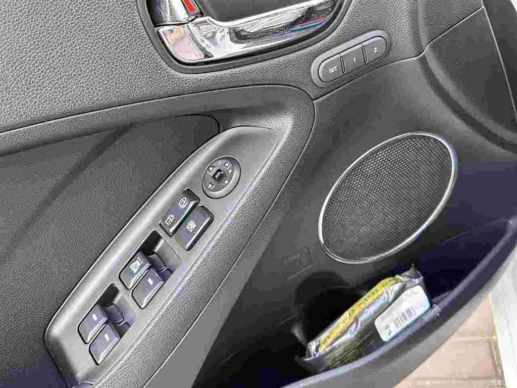Kia K3, 2015 20
