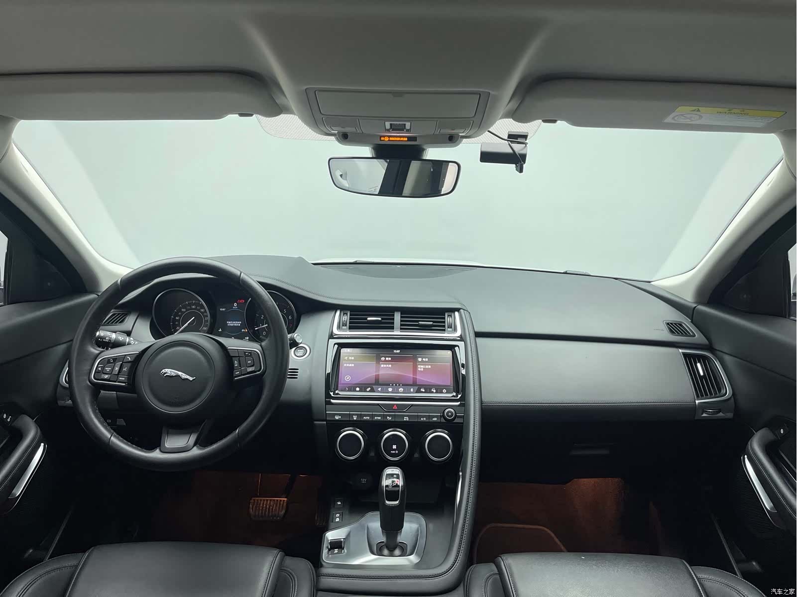 Land Rover P200, 2021 7