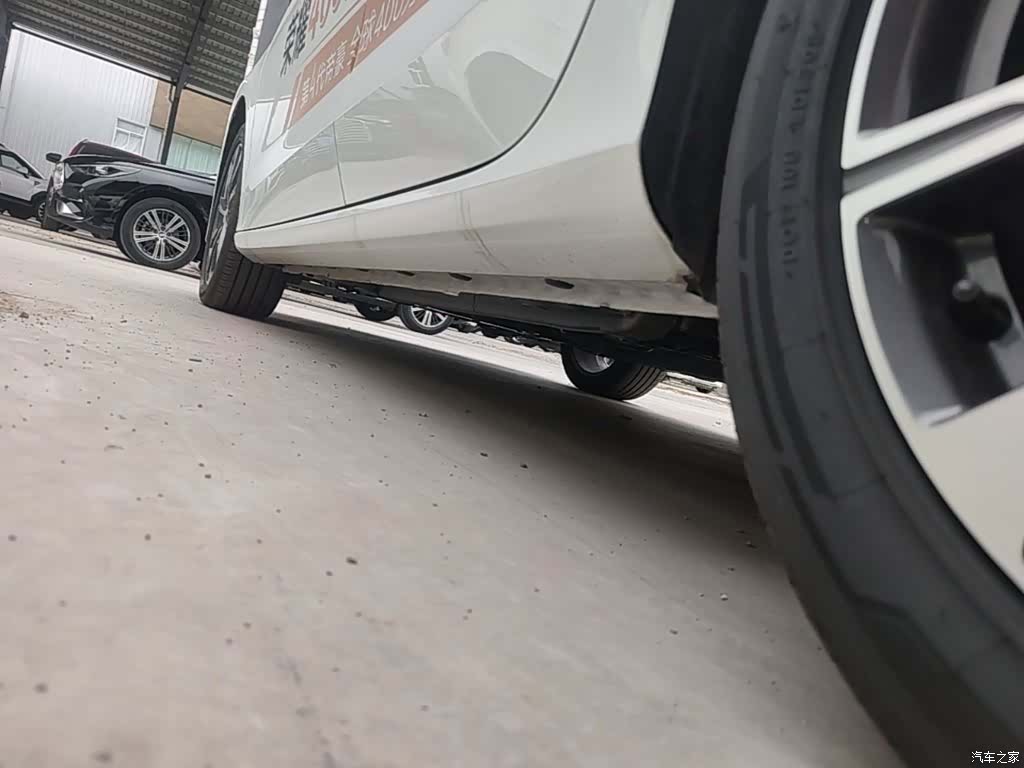 Geely Emgrand, 2025 22