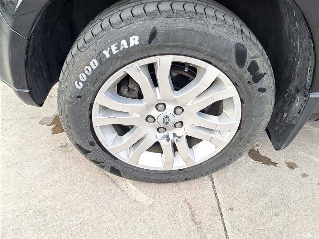 Land Rover i6, 2010 11