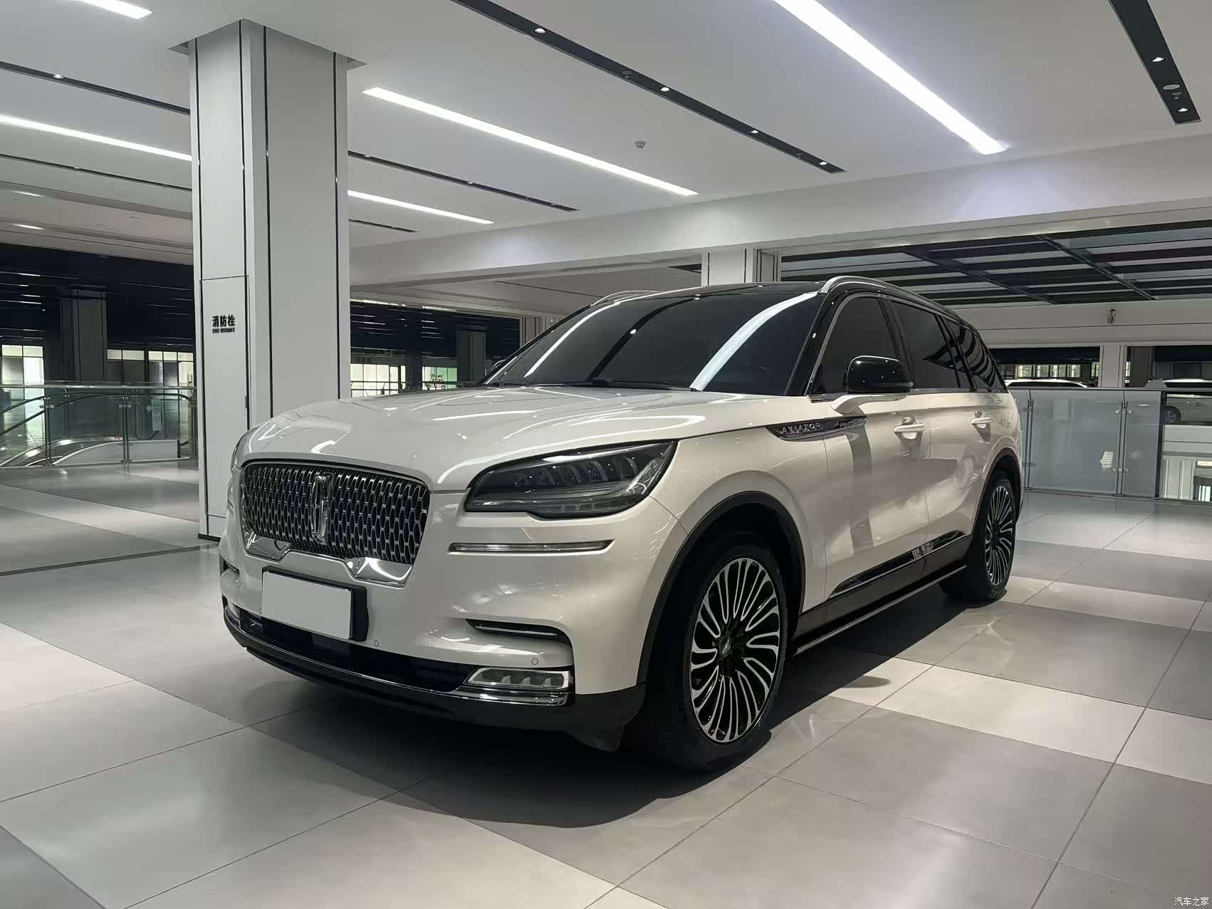 Lincoln Aviator