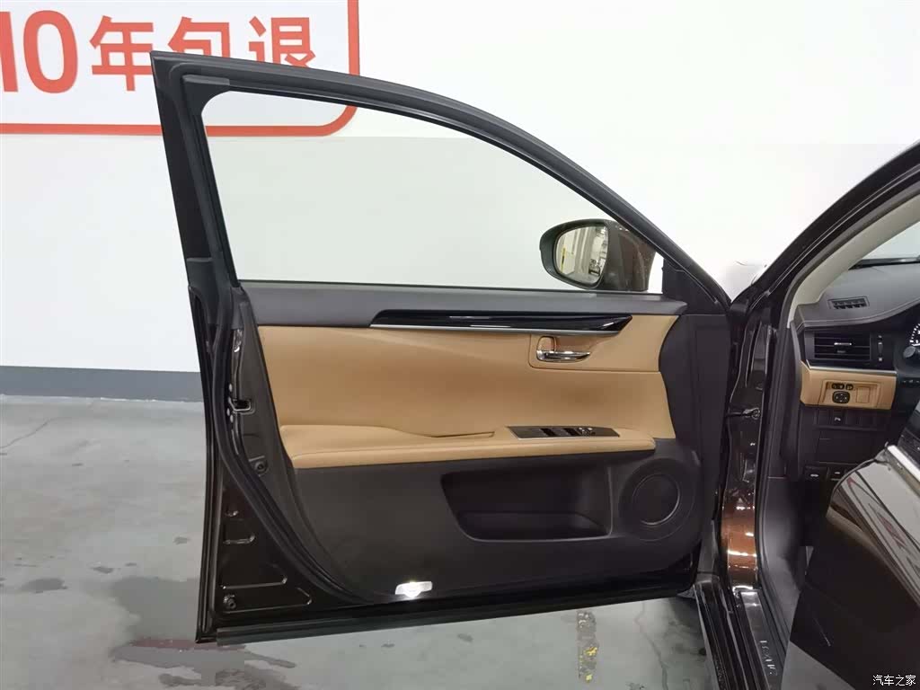 Lexus ES, 2015 8