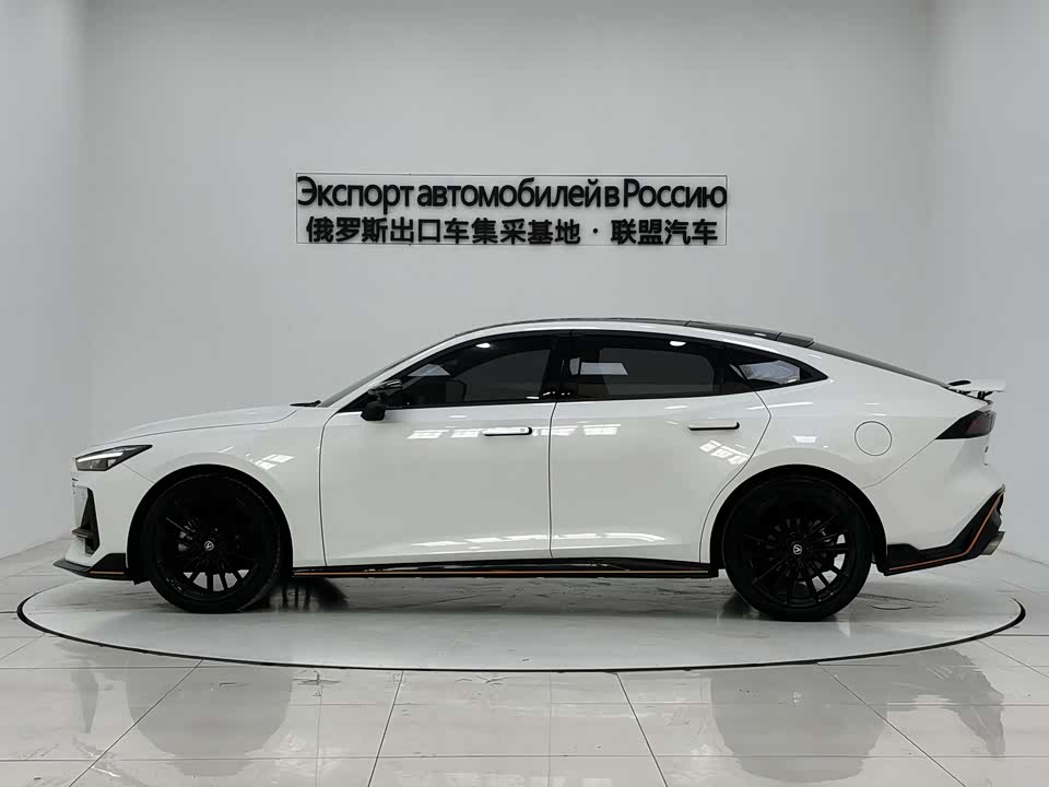 Changan UNI-V Changan UNI-V