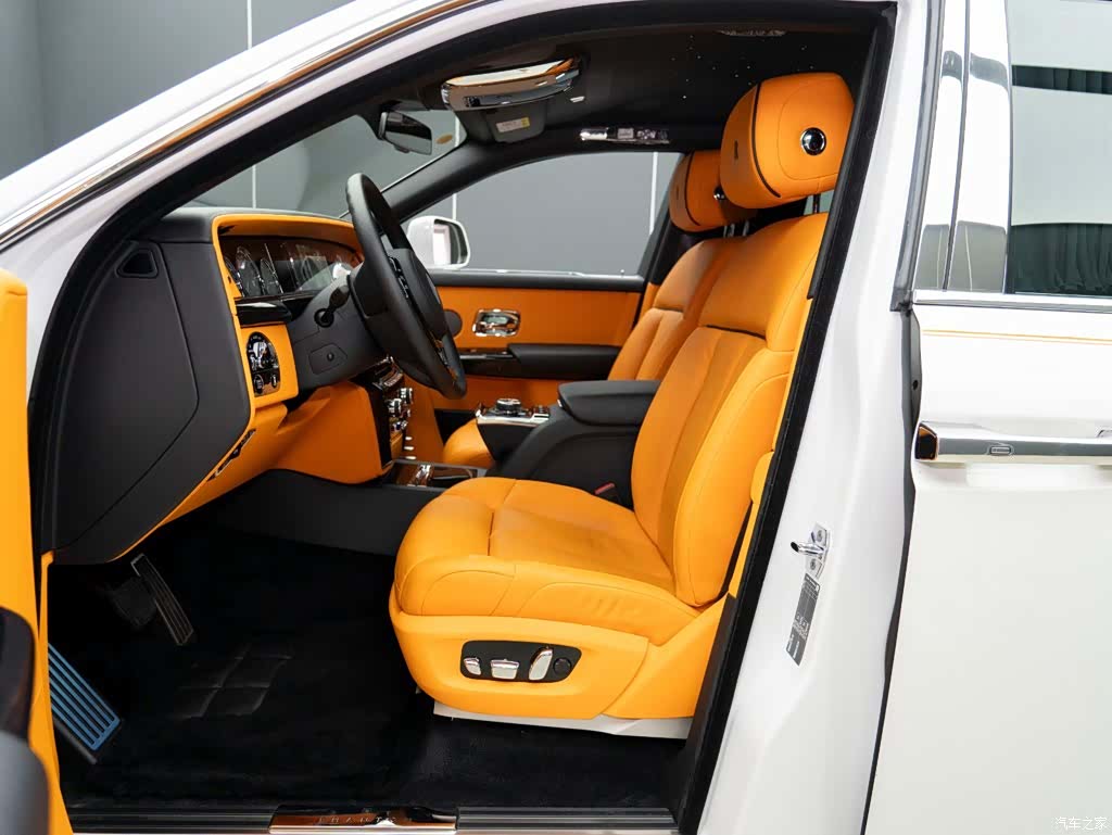 Rolls-Royce Phantom, 2022 9