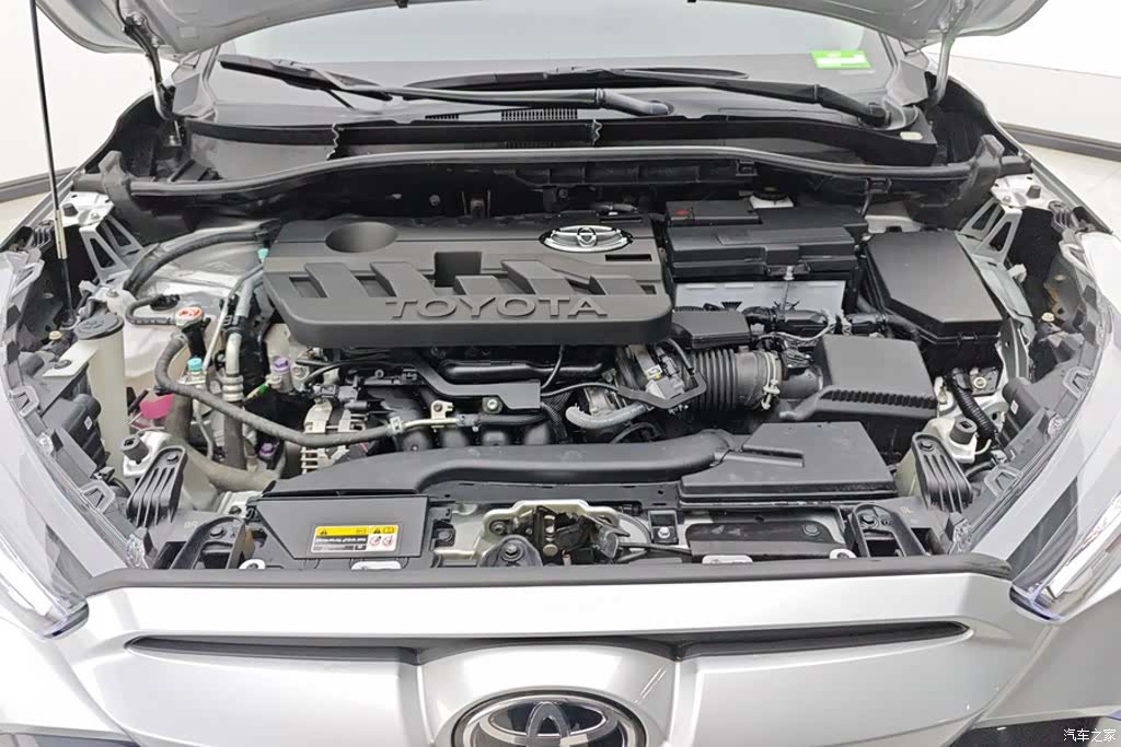 Toyota Frontlander, 2023 10