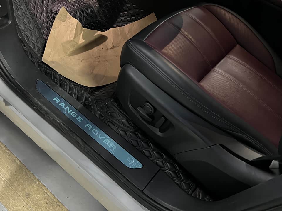 Land Rover Range Rover Aurora