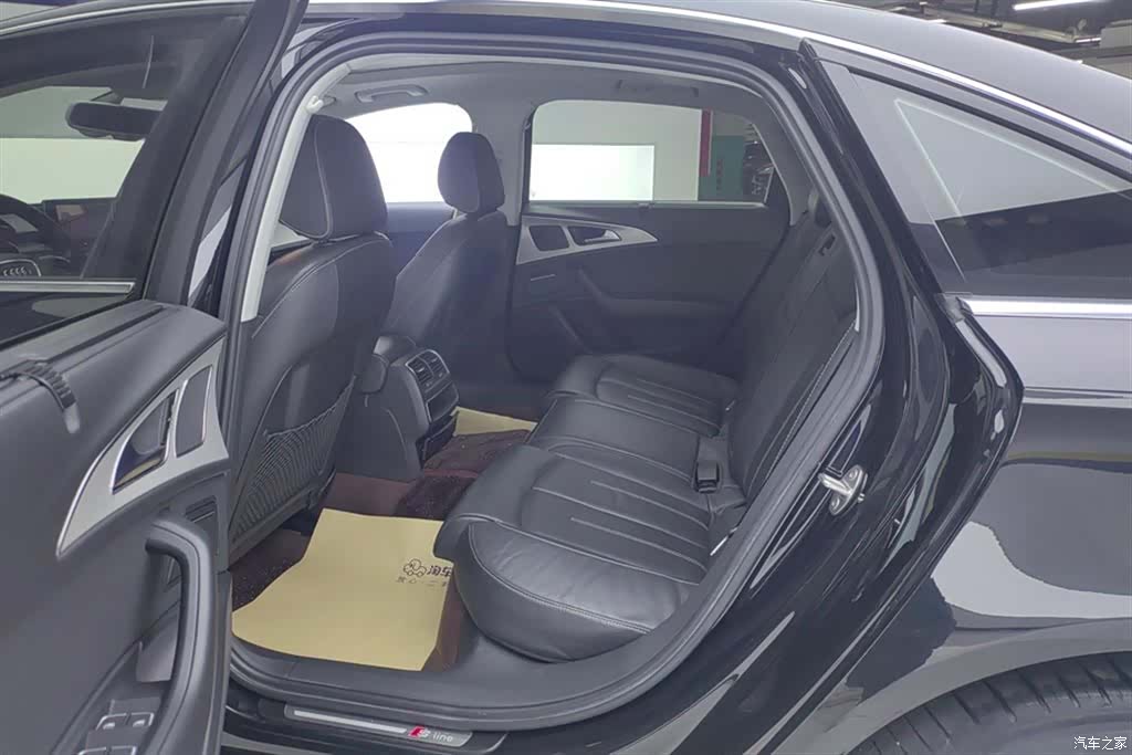Audi A6L, 2019 11