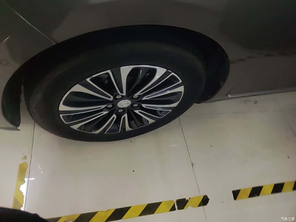 Buick GL8, 2020 23