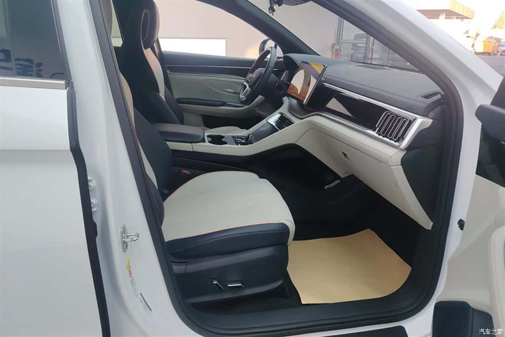 BYD Song, 2023 8