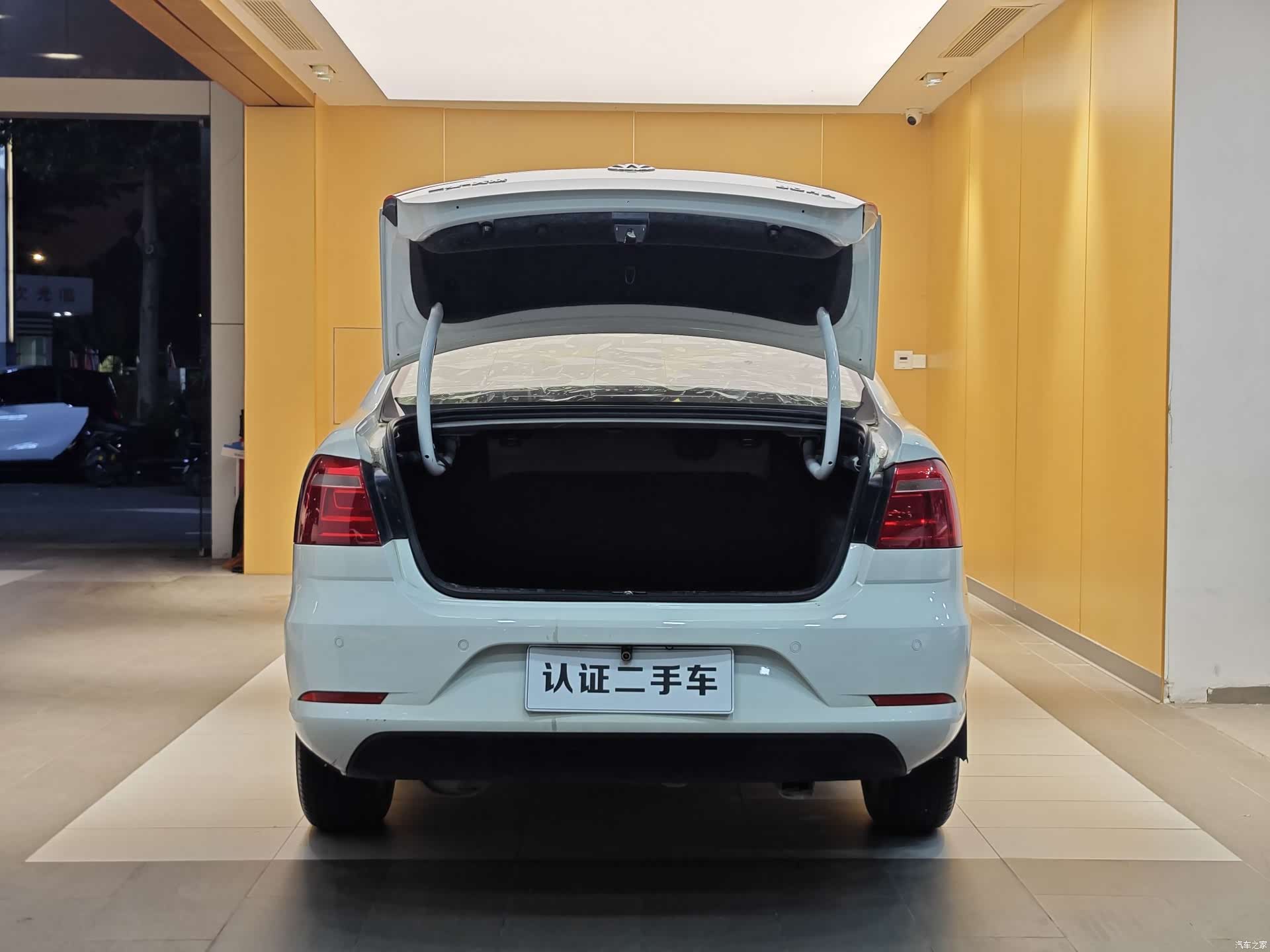 Volkswagen Bora, 2013 26