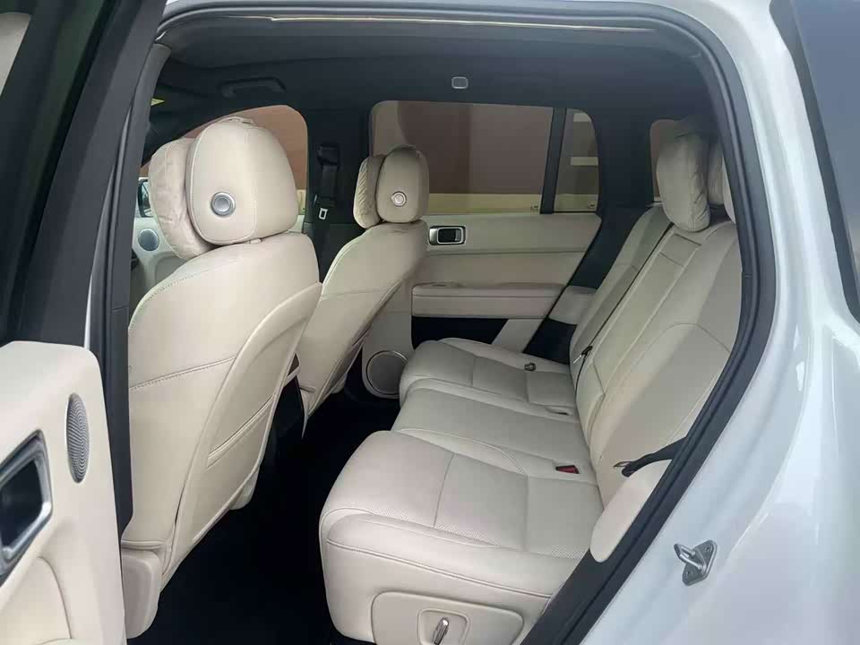 Li Auto Ideal L6