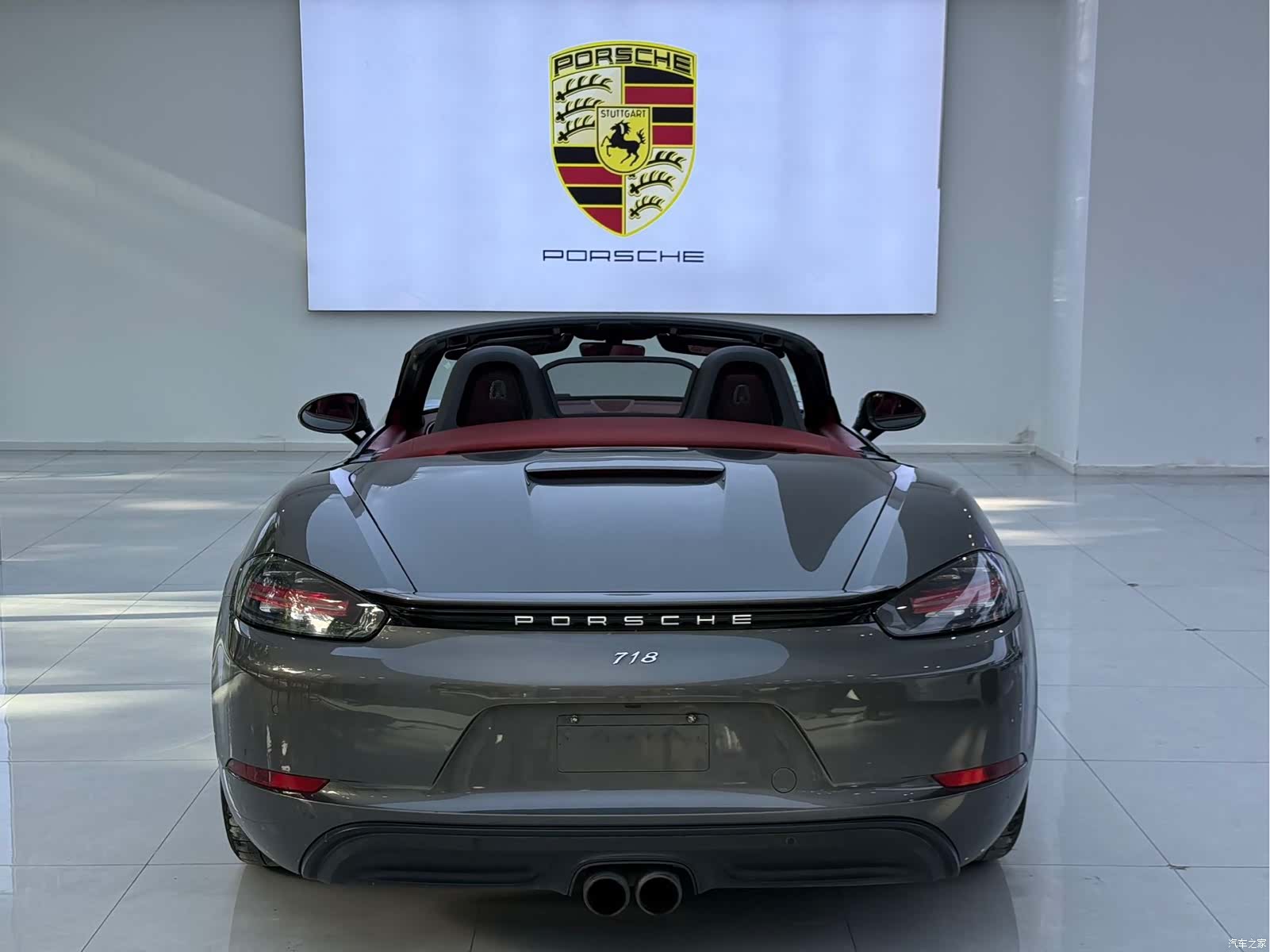 Porsche Boxster, 2017 все фото