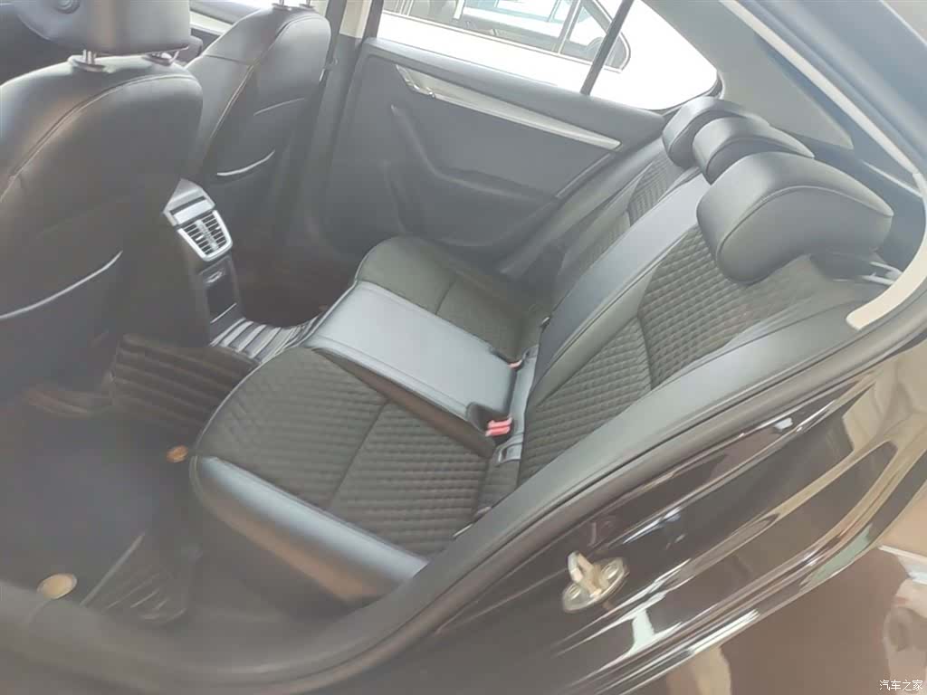 Skoda Octavia, 2018 17