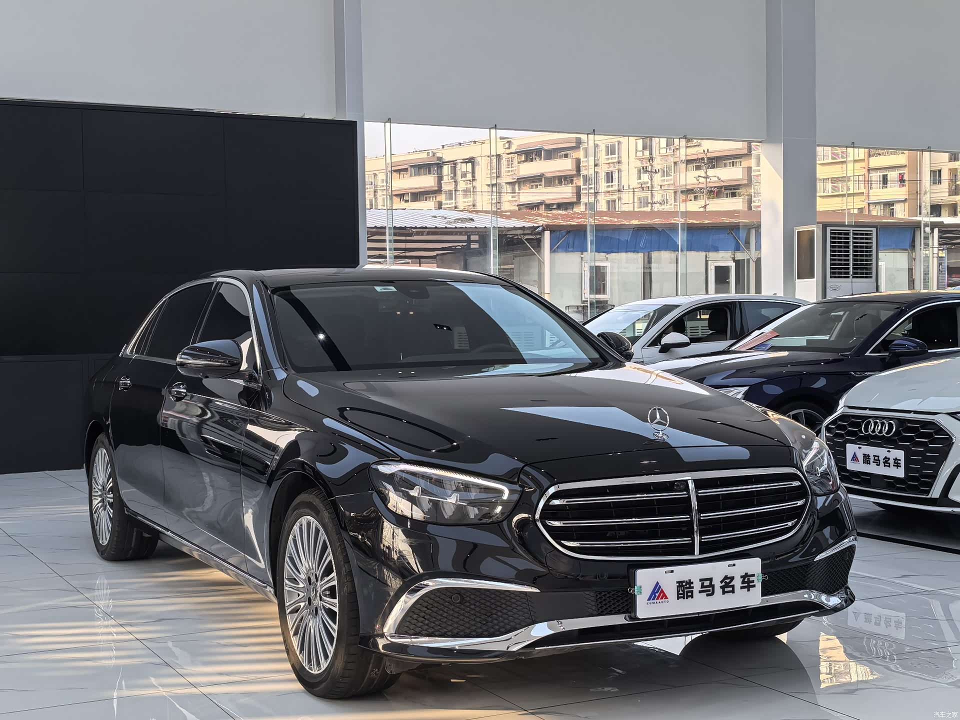 Mercedes-Benz E-Class, 2023 3