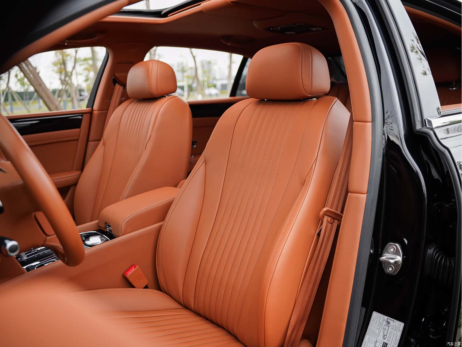 Bentley Flying Spur, 2018 38